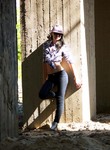 Знакомства в г. Киев: Алиса, 21 - ищет Парня; Девушку